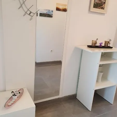Apartment Creo Loborika *