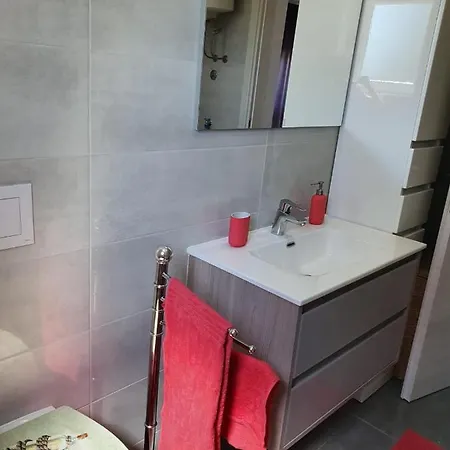 Apartment Creo Loborika