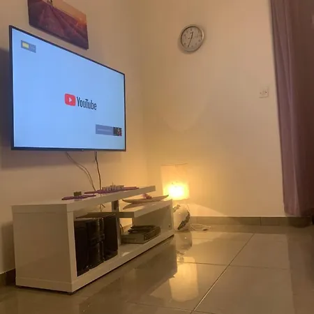 Apartment Creo Loborika *